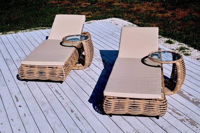 MOKKA MAJORCA боковой столик, цвет соломенный MOKKA MAJORCA боковой столик, цвет соломенный