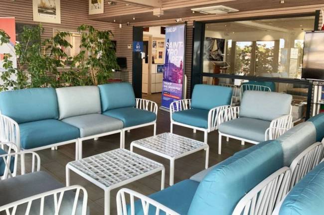 Модуль правый/левый пластиковый с подушками Komodo Elemento Terminale DS/SX белый, синий 720х780х880 мм