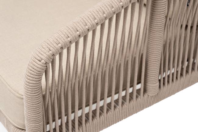 "Канны" диван 2-местный плетеный из роупа, каркас алюминий белый муар, роуп бежевый круглый, ткань бежевая 052 "Канны" диван 2-местный плетеный из роупа, каркас алюминий белый муар, роуп бежевый круглый, ткань бежевая 052