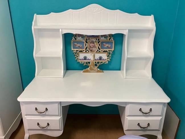 Стол письменный двухтумбовый Малонн Ави Белый