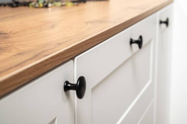 Два больших комода Остин цвет белый шагрень/серый графит/дуб крафт золотой Два больших комода Остин цвет белый шагрень/серый графит/дуб крафт золотой