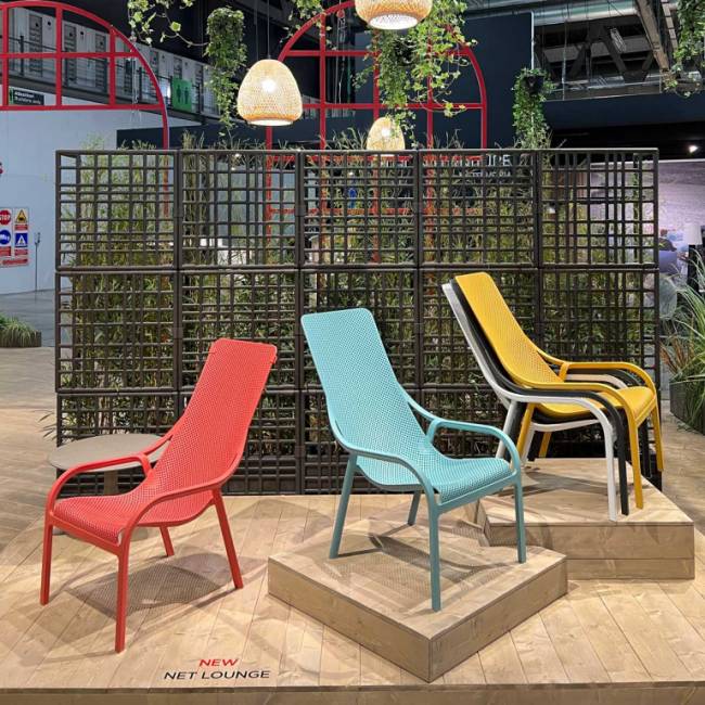 Лаунж-кресло пластиковое Net Lounge ментоловый 615х900х990 мм Лаунж-кресло пластиковое Net Lounge ментоловый 615х900х990 мм