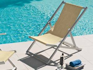 Кресло-шезлонг текстиленовое складное Sdraio серебристый, бежевый 590х1050х1090 мм